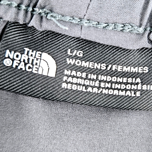 The North Face Gray Mini Skirt - Picture 5 of 10